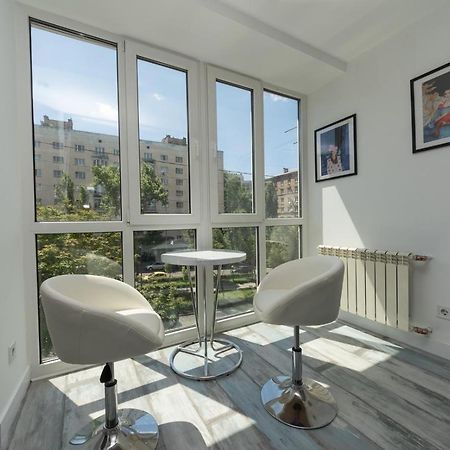 Flat24 On Lesi Ukrainki 3 Lägenhet Kiev Exteriör bild