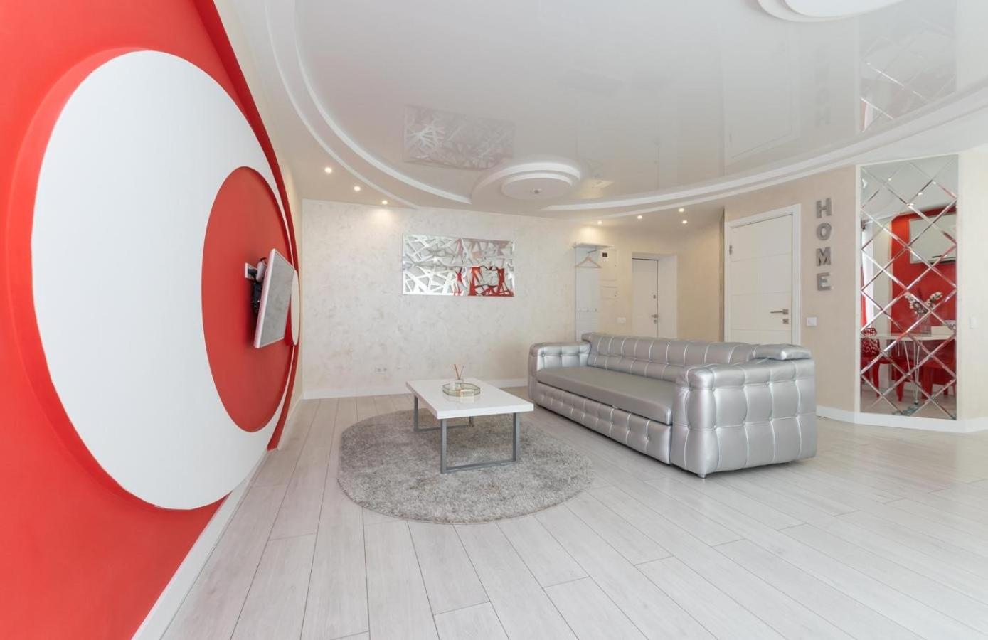 Flat24 On Lesi Ukrainki 3 Lägenhet Kiev Exteriör bild